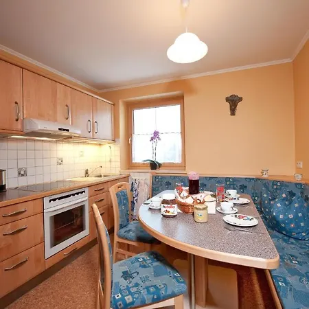 Haus Grutschnigg Appartement *